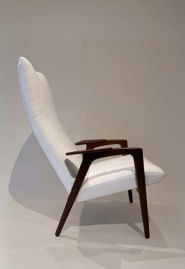 Siersema Stoffeerders - Meubelstoffering - Pastoe stoelen