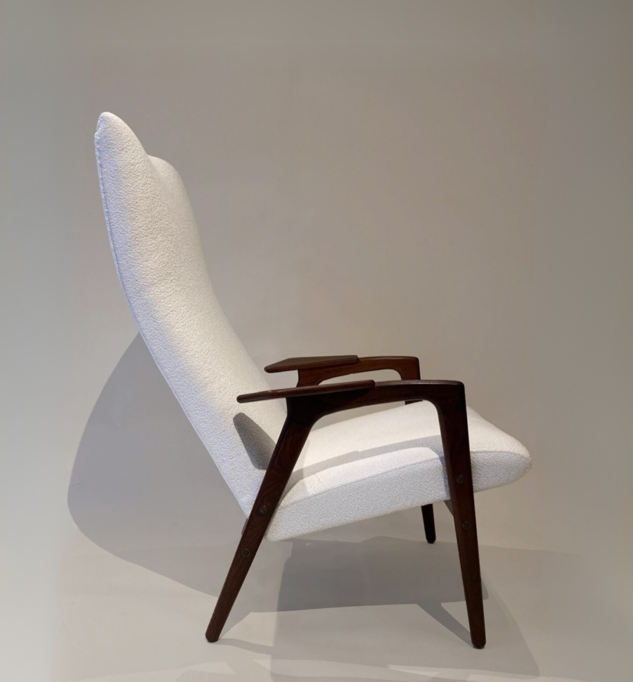 Siersema Stoffeerders - Meubelstoffering - Pastoe stoelen